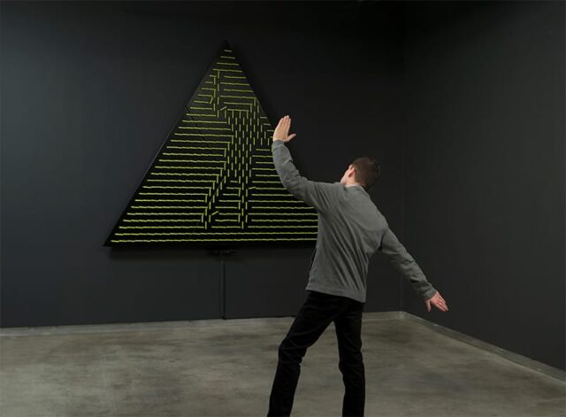 Interactive Mirrors Built from Arrays of Moving Objects by Daniel Rozin ...