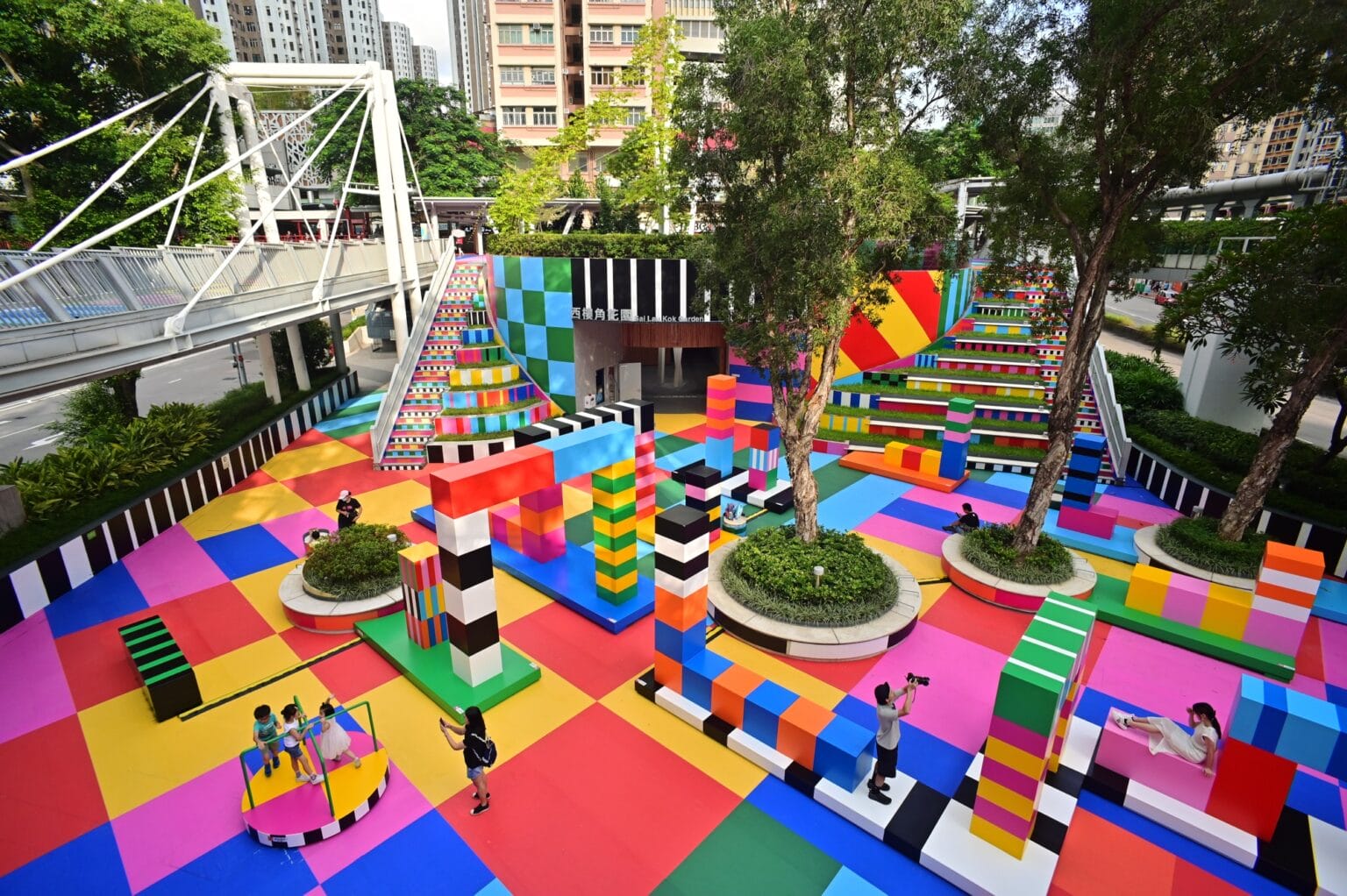 Craig & Karl's 'Mateys' Bring Vibrancy and Joy to Bridges in Brisbane ...