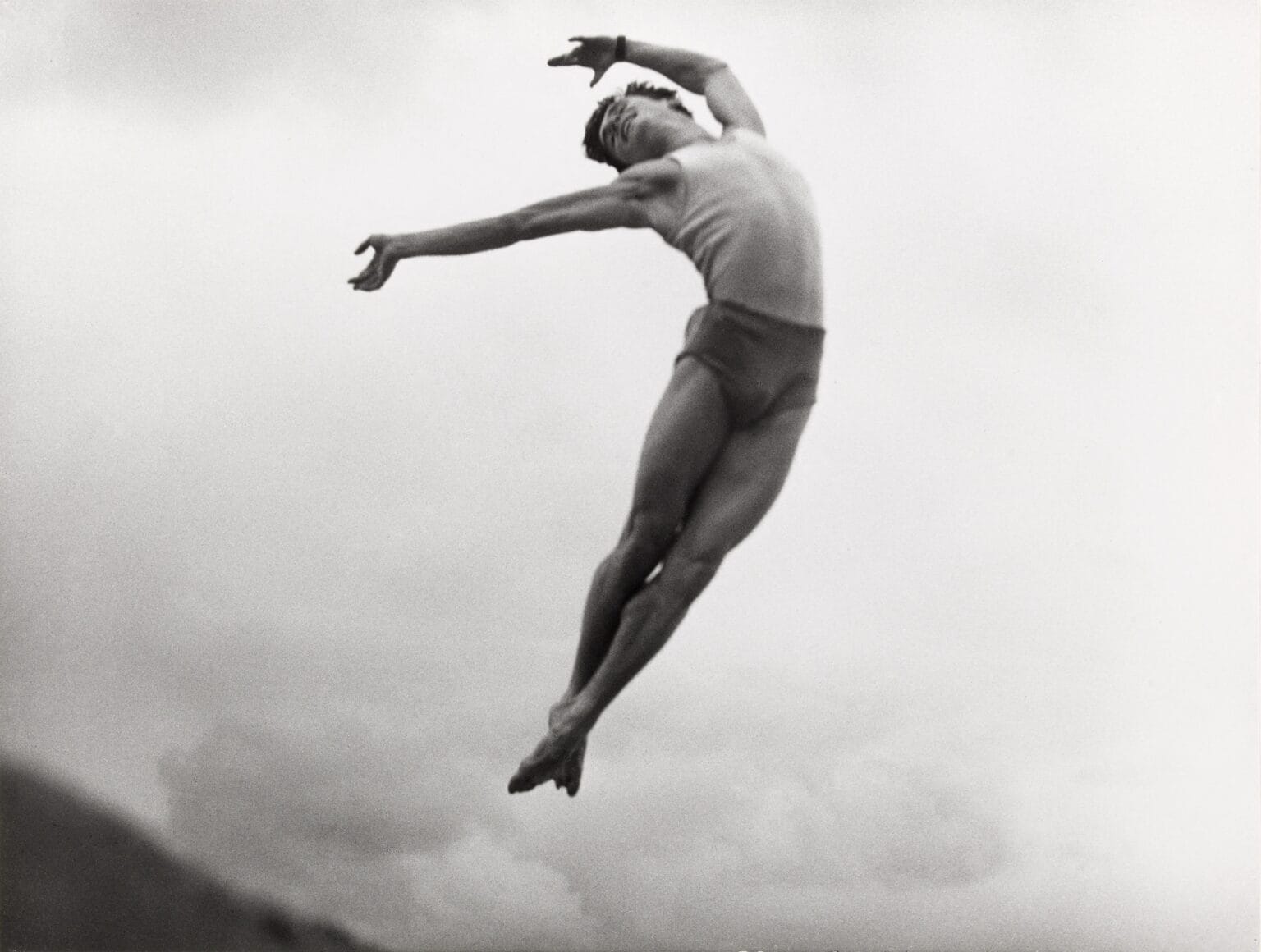 Colossal Scene France Celebrates the Bicentennial of Photography with Traveling Themed ...