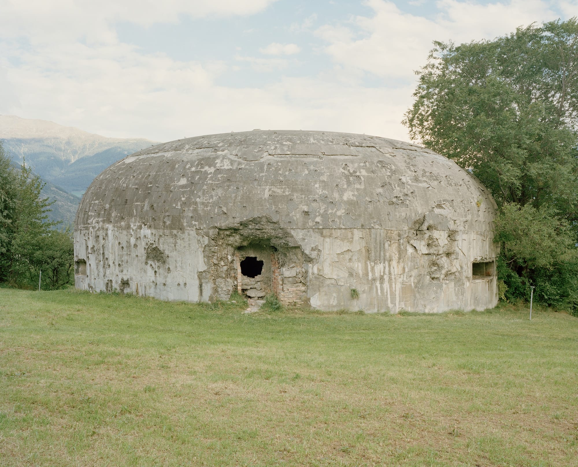 a photograph by Vincenzo Pagliuca of a WWII bunker in South Tyrol